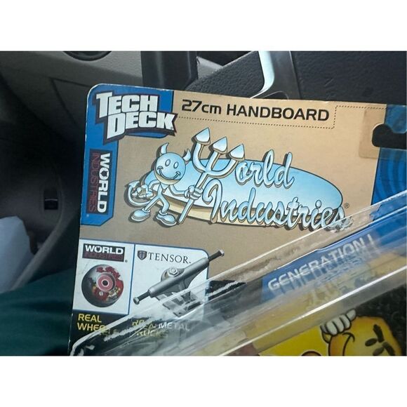 WORLD INDUSTRIES CHAD FERNANDEZ AFRO EYEBROWS Tech Deck Hand board HB027 *New - Picture 6 of 8
